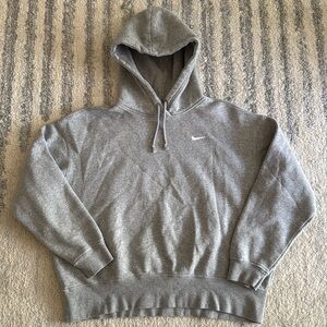 Nike women’s hoodie